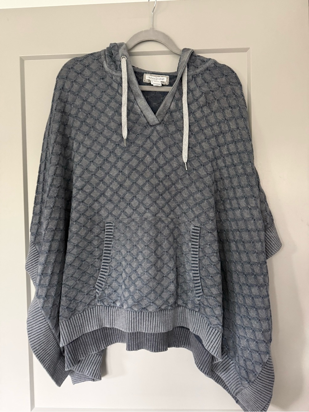 Carbon 2 Cobalt Women's Portico Hooded Poncho Gray/Blue One Size